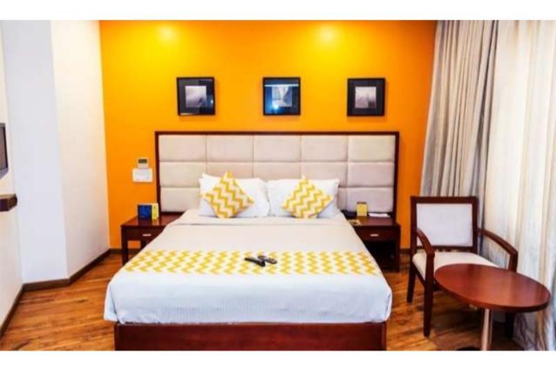 Lotus Park Hotel Bangalore Bagian luar foto